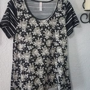 LuLaRoe Classic Tee